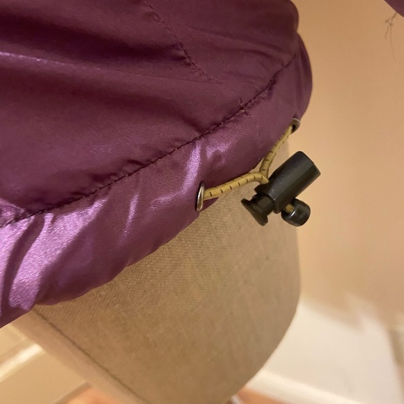 The North Face Reversible Jacket - Picture 4 of 11